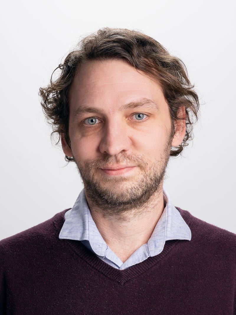 Damien Pyles Headshot